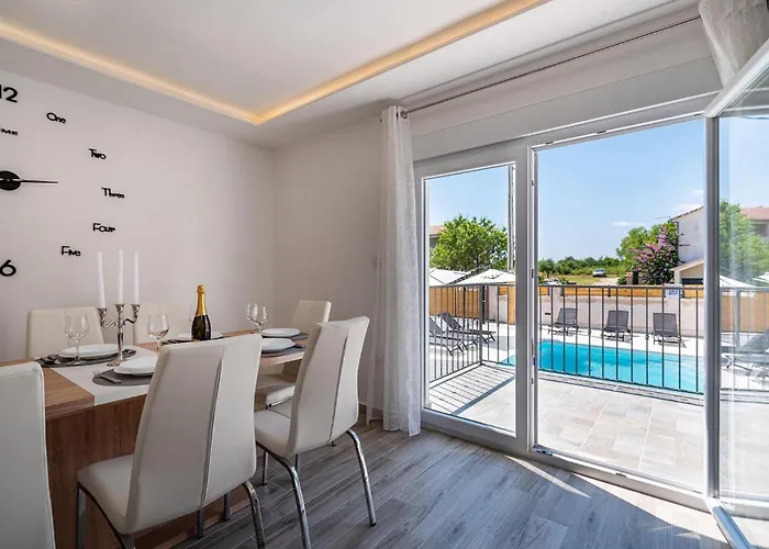 בית נופש Feniks *