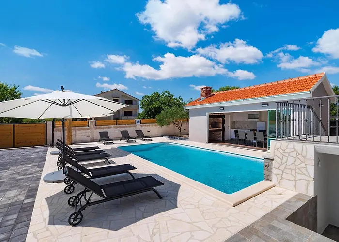 בית נופש Feniks Polaca