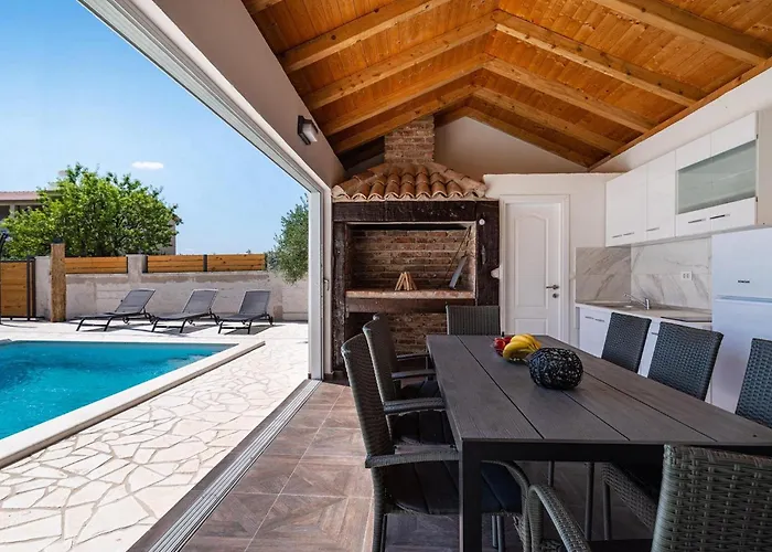 בית נופש Feniks *