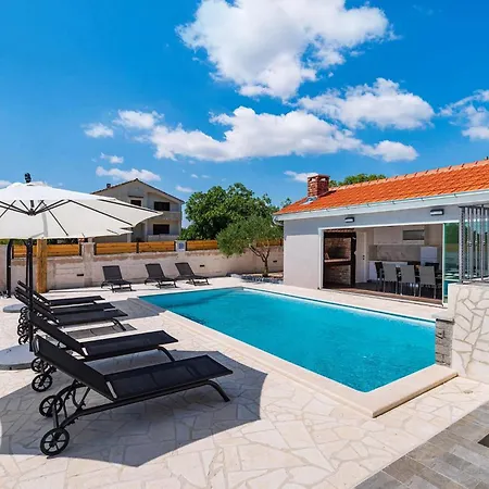 Holiday home Feniks Polaca
